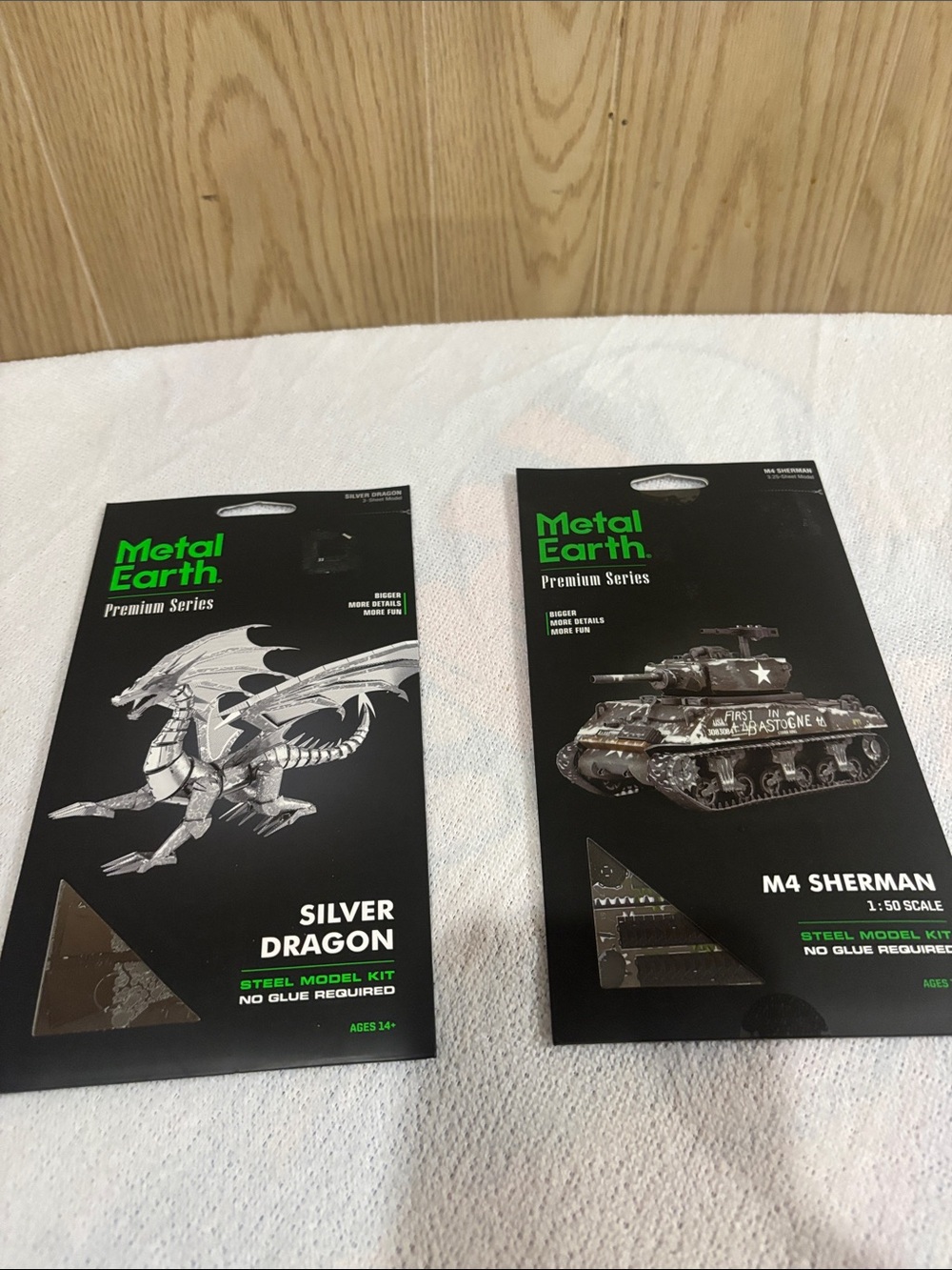 Metal earth  steel model kits M4  silver dragon  M4 Sherman